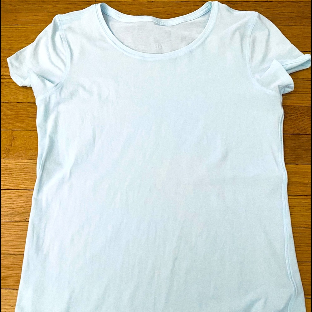 Lululemon Love Crew Short Sleeve Shirt Size 2.